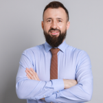 Bráulio Henrique Dias Viana explica como liderar equipes híbridas com equilíbrio, produtividade e engajamento duradouro.