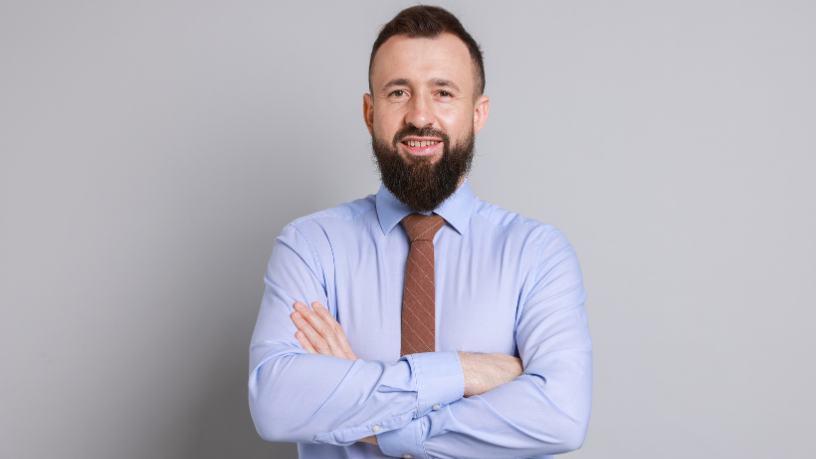 Bráulio Henrique Dias Viana explica como liderar equipes híbridas com equilíbrio, produtividade e engajamento duradouro.