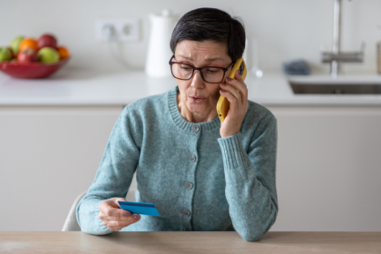 Golpes digitais contra idosos exigem prevenção moderna, e o Sindnapi – Sindicato Nacional dos Aposentados, Pensionistas e Idosos reforça a educação online como principal ferramenta de proteção e autonomia digital.