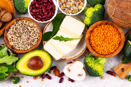 A alimentação plant-based ganha destaque quando Andrey de Oliveira Pontes explica seus principais benefícios e os cuidados essenciais para uma rotina saudável.