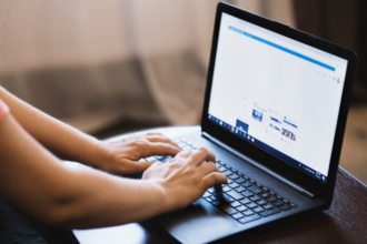 Uso Consciente de Tecnologias Digitais: Câmara aprova campanha para promover hábitos digitais saudáveis